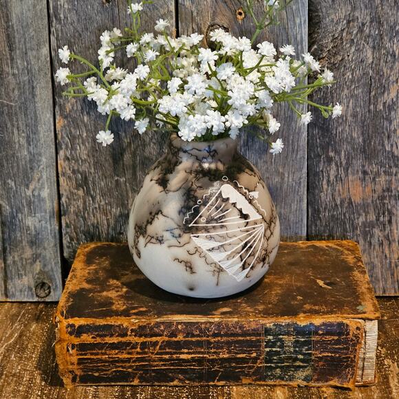 Native American Vase with Traditional Symbols - Handcrafted Navajo Artist V. Sam - Picture 2 of 10